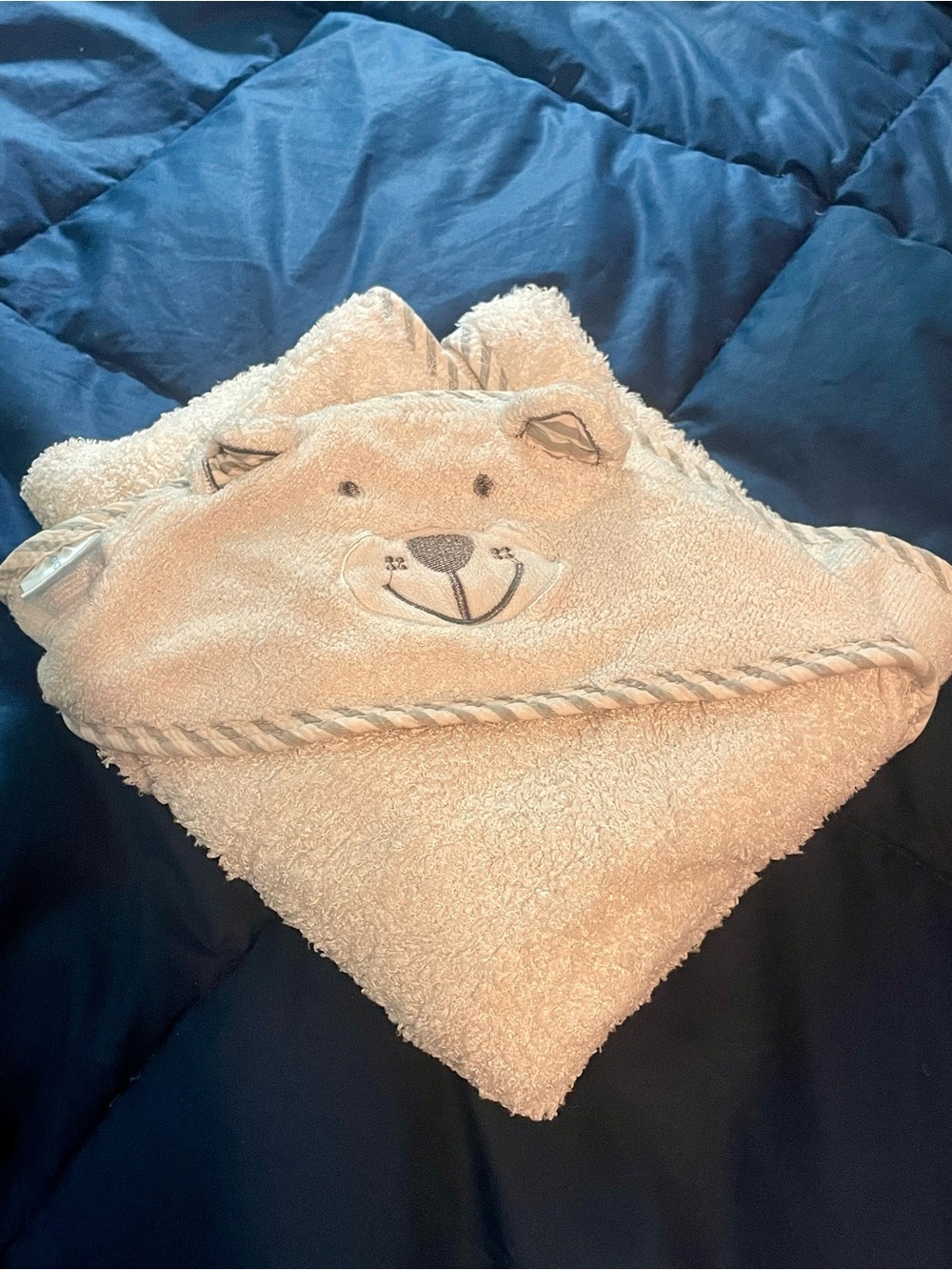 Bear Hooded Baby Towel - 100% bamboo